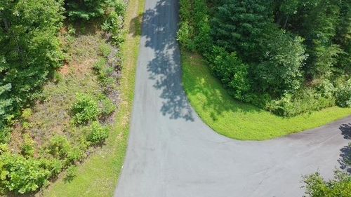 31 & 32 Wolf Pen Gap Rd, Hiawassee, GA, 30546 | Card Image