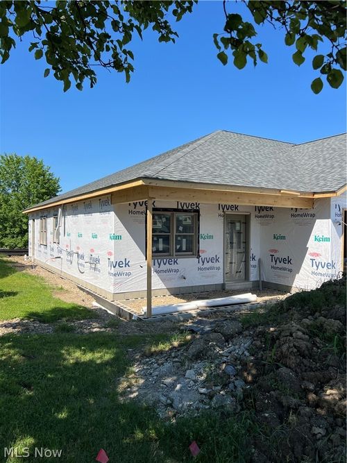 219 Pinehurst Dr, Dover, OH, 44622-2094 | Card Image
