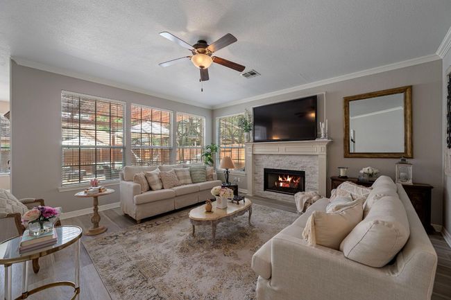 10001 Lachlan Dr, House other with 5 bedrooms, 3 bathrooms and null parking in Austin TX | Image 6