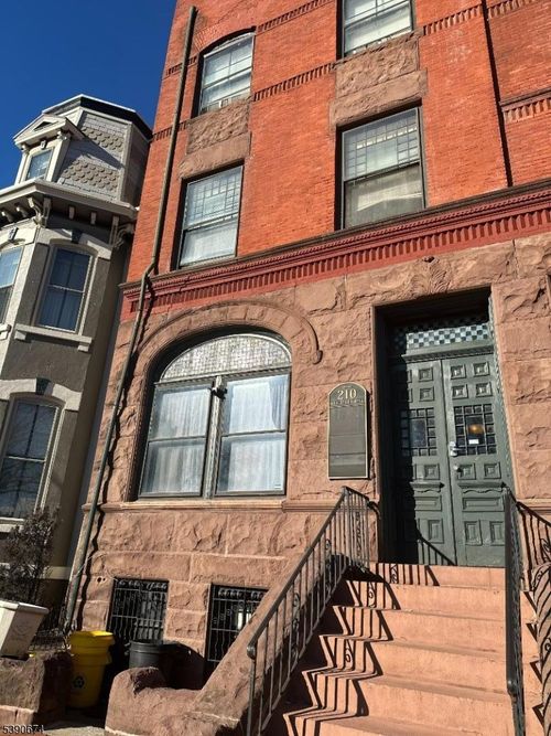 210 W State St, Trenton, NJ, 08608-1006 | Card Image