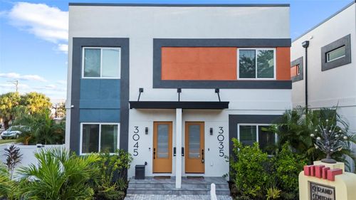 3035 1st Ave S, SAINT PETERSBURG, FL, 33712-1038 | Card Image