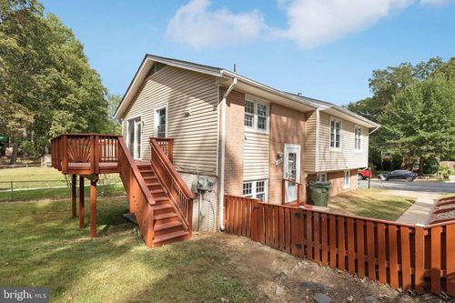 12526 Oakwood Dr, WOODBRIDGE, VA, 22192-3105 | Card Image