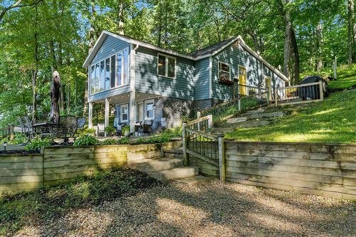 191 Midway Walk, Six Lakes, MI, 48886-8700 | Card Image