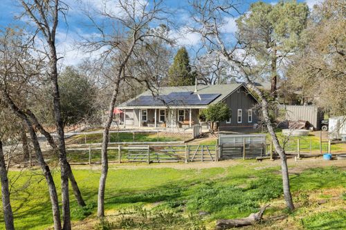 6310 Abouaf Ct, Valley Springs, CA, 95252-9429 | Card Image