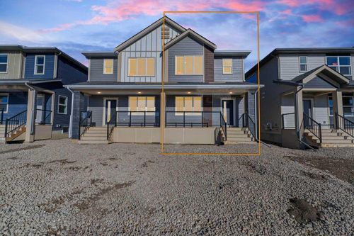 526 Wolf Willow Boulevard Se, Calgary, AB, T2X5P7 | Card Image