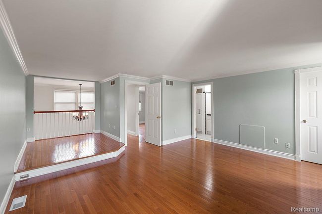 5078 Buckingham -32.jpg | Image 11