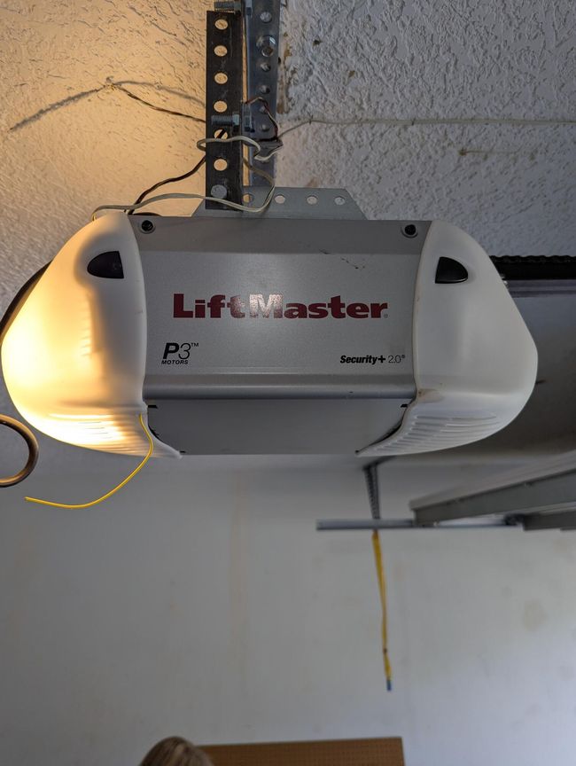 GARAGE DOOR OPENER | Image 45