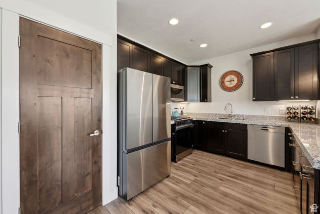 1339 Fiddich Glen Ln, Condo with 3 bedrooms, 4 bathrooms and 2 parking in Snyderville UT | Image 16