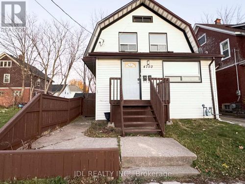 main-4750 St Lawrence Ave, Niagara Falls, ON, L2E3X9 | Card Image