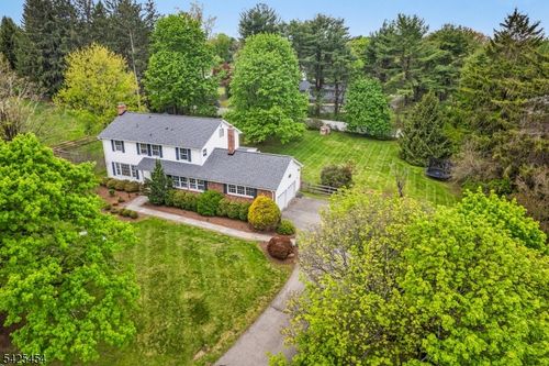 13 Cherry Ln, Mendham Twp, NJ, 07945-3049 | Card Image