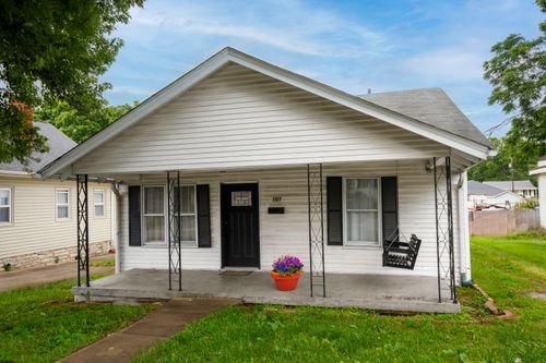 127 Locust Ave, Lexington, KY, 40505-3203 | Card Image