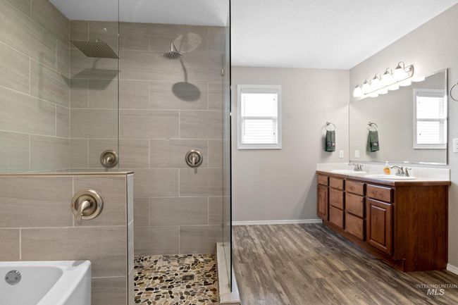 9143 W Alderberry Dr, House other with 5 bedrooms, 3 bathrooms and 2 parking in Boise ID | Image 37