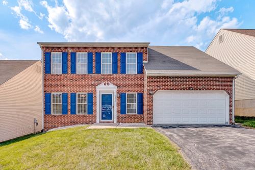6940 Linn Dr, Roanoke, VA, 24019-1852 | Card Image