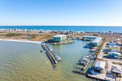 2101 - 2715 State Highway 180, Condo with 2 bedrooms, 2 bathrooms and null parking in Gulf Shores AL | Image 3