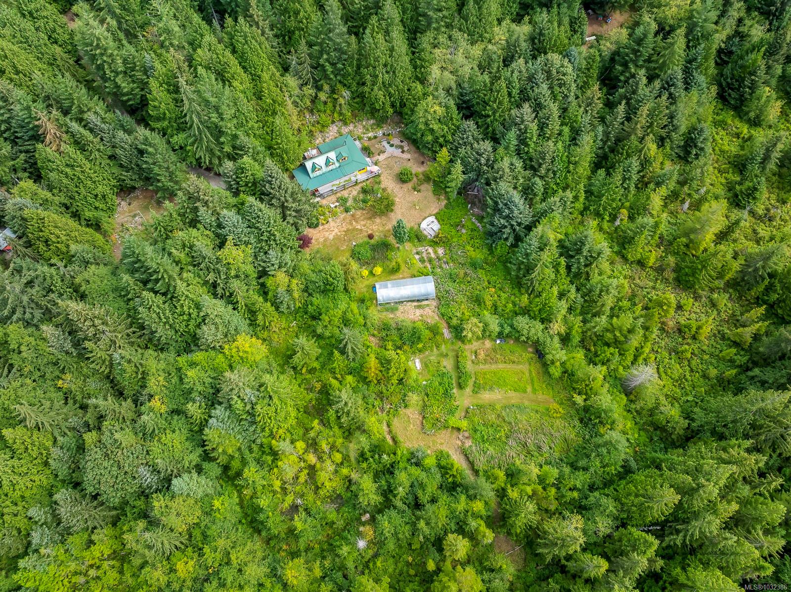 Residential in Cortes Island 3