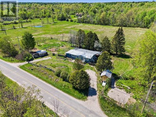 534 Anglican Church Road, Tay Valley, ON, K7H3C6 | Card Image