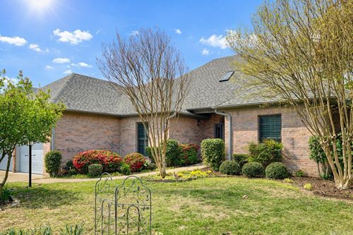 9 Vinegar Hill Ln, Heber Springs, AR, 72543-2833 | Card Image