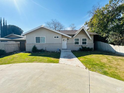 2804 Elmwood Ave, Bakersfield, CA, 93305 | Card Image