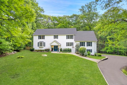 24 Pine Mountain Rd, Redding, CT, 06896-2716 | Card Image