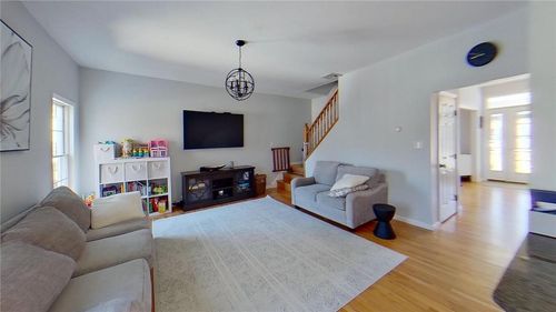 124 Oneida Ave, Croton-On-Hudson, NY, 10520-2739 | Card Image