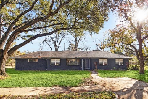 4014 Willow Springs Ln, Houston, TX, 77080-1547 | Card Image