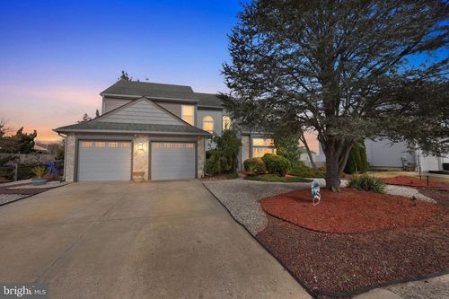 11 Pony Run, SEWELL, NJ, 08080-1676 | Card Image