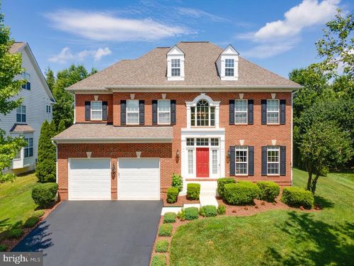 14704 Richard Simpson Ln, Centreville, VA, 20121-6214 | Card Image