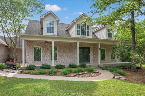 4848 Close Quarters Cir, College Station, TX, 77845-9488 | Card Image