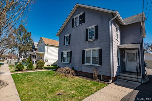 40 Bayside Ave, Oyster Bay, NY, 11771-1408 | Card Image