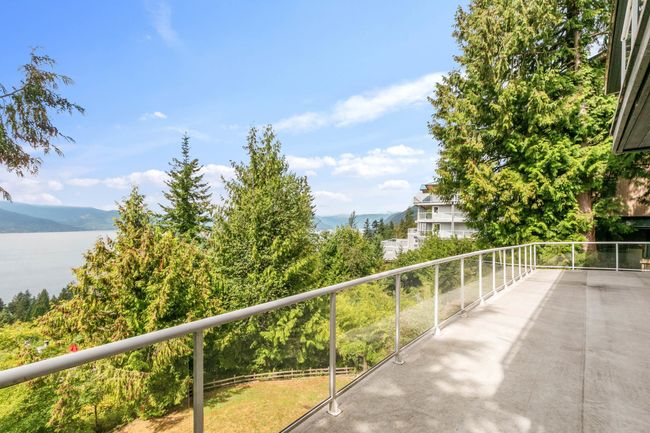 260 Kelvin Grove Way, House other with 5 bedrooms, 3 bathrooms and 4 parking in Lions Bay BC | Image 30