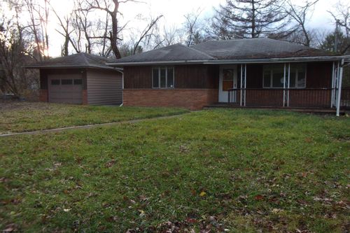 32 Cleveland Ave, Westover, WV, 26501-4240 | Card Image