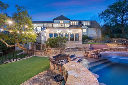 29 Pascal Ln, Austin, TX, 78746-2554 | Card Image