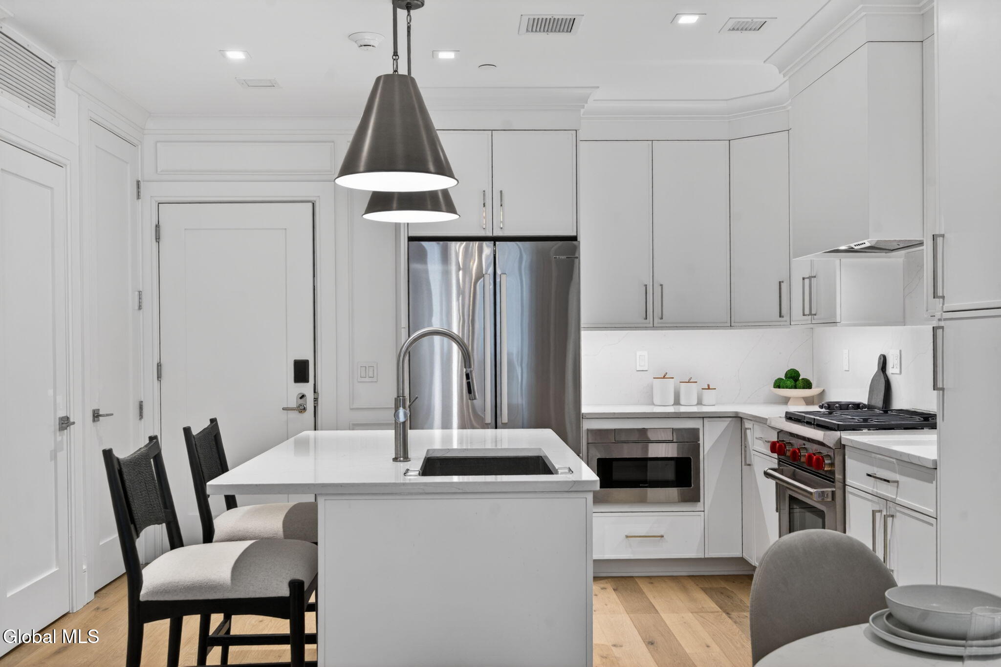 Residential in Saratoga Springs, Inside 5