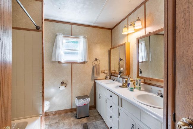 36 Tornado Rd, House other with 3 bedrooms, 1 bathrooms and null parking in Murphysboro IL | Image 16