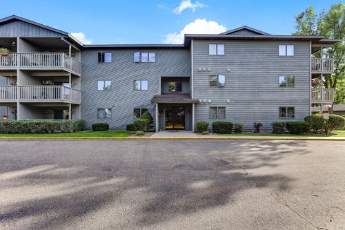 apt-204-930 Lyn Way, Hastings, MN, 55033-3700 | Card Image
