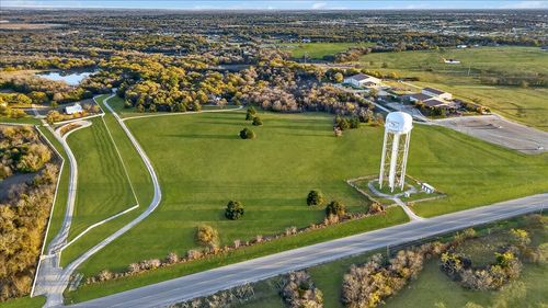 8355 Village Glen Lane, Scurry, TX, 75158 | Card Image