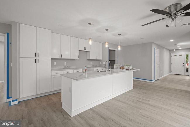 1500 Embassy Dr, Townhouse with 5 bedrooms, 4 bathrooms and null parking in HARRISBURG PA | Image 7
