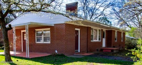 111 North Dr, Chocowinity, NC, 27817-8300 | Card Image