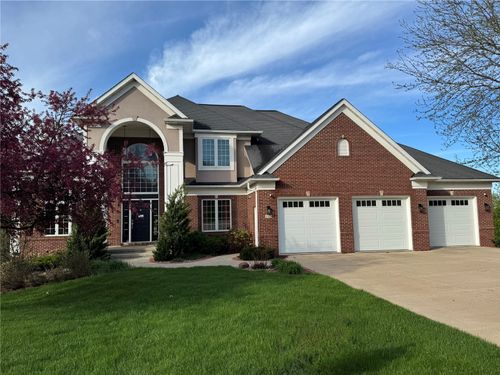 195 Morgan Ct, Cedar Rapids, IA, 52411-9500 | Card Image