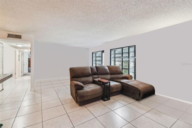 C - 6015 Laketree Lane, Condo with 2 bedrooms, 2 bathrooms and null parking in Temple Terrace FL | Image 3