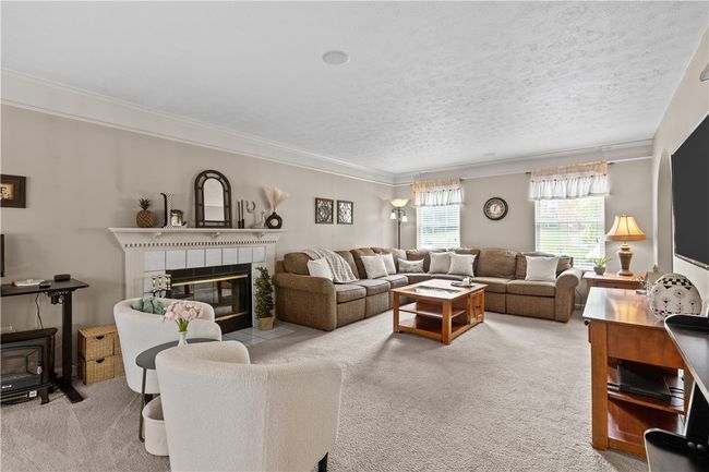 488 Shelbourne, House other with 4 bedrooms, 4 bathrooms and 2 parking in Plum Boro PA | Image 24