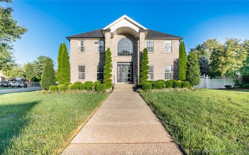 3612 Kerry Ann Way, Jeffersonville, IN, 47130-8669 | Card Image