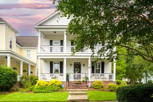 200 White Gables Dr, Summerville, SC, 29483-5519 | Card Image