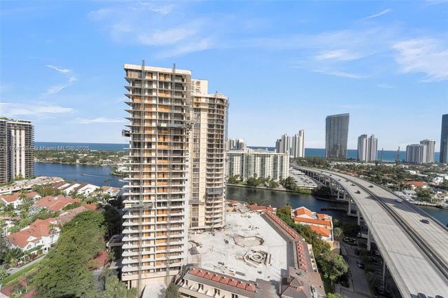 APT-2011 - 19400 Turnberry Way, Condo with 3 bedrooms, 3 bathrooms and null parking in Aventura FL | Image 48