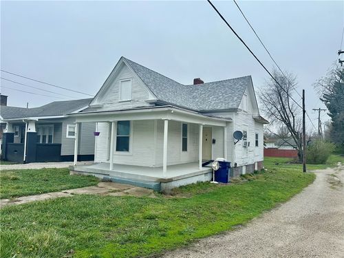 912 N Main Street, Paris, IL, 61944 | Card Image