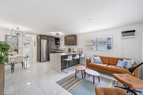 apt-8-710 11th St, Miami Beach, FL, 33139-8307 | Card Image