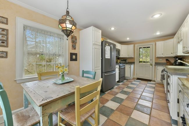 127 Day St, House other with 2 bedrooms, 2 bathrooms and 2 parking in Auburndale MA | Image 9
