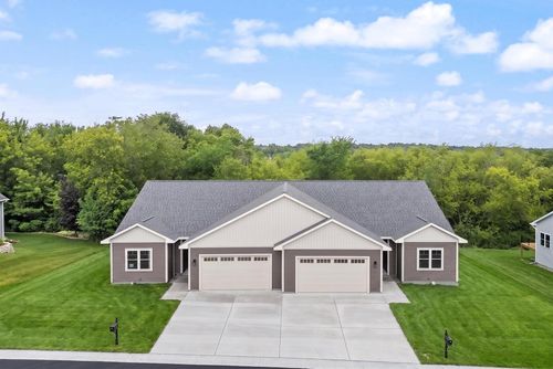 730 Kensington Dr, Ripon, WI, 54971-9150 | Card Image