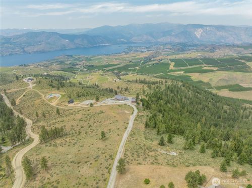 181 Windy Ridge Ln, Chelan, WA, 98816 | Card Image
