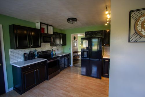 4190 Township Road 143 Ne, Somerset, OH, 43783-9763 | Card Image